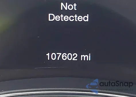 2017 Jeep Grand Cherokee Overland z USA, uszkodzony, nr VIN 1C4RJFCG5HC904470